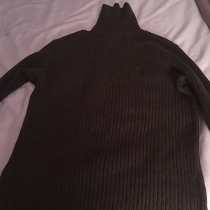 Brown turtle neck sweater